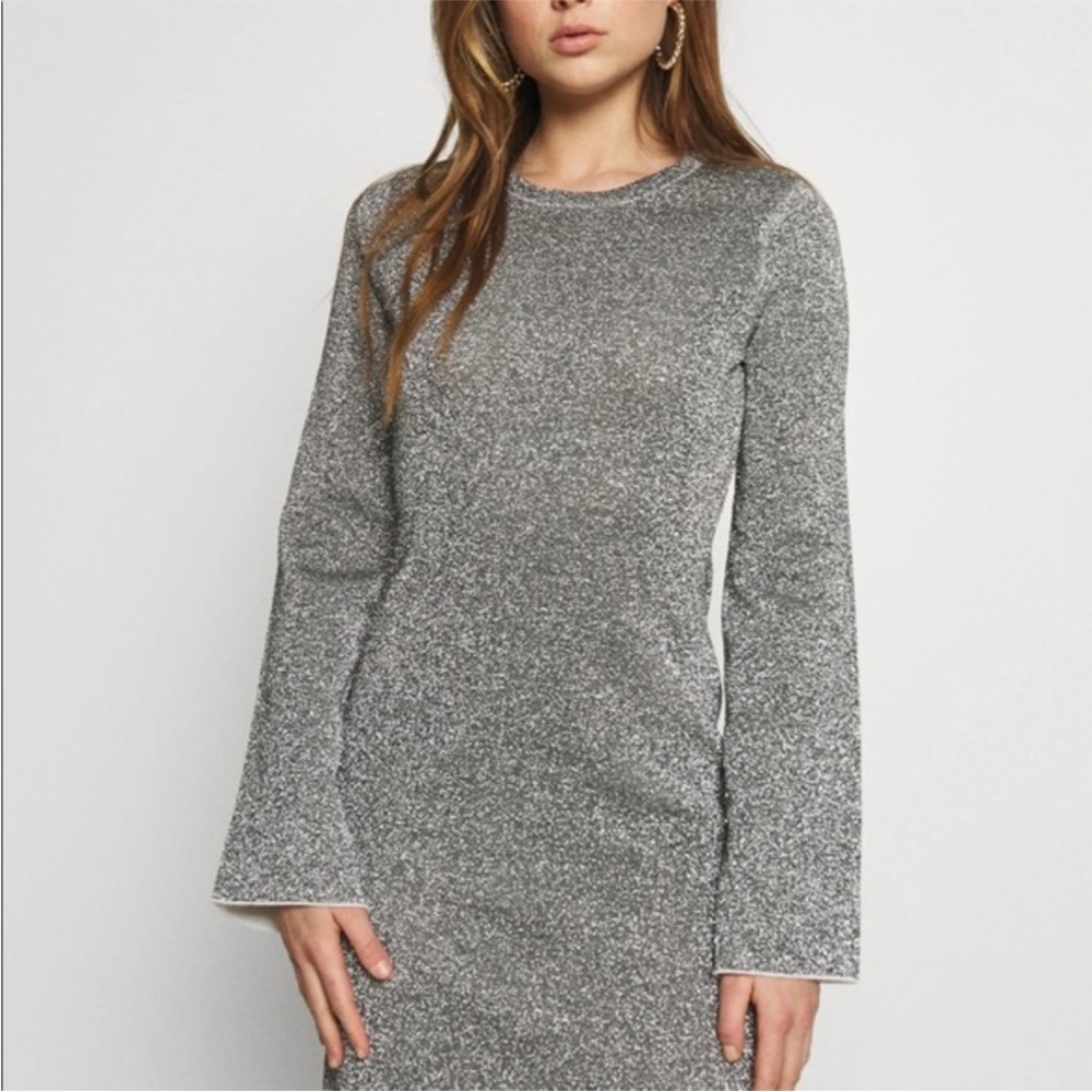 Good American Silver Sparkle Body Con Bell Sleeve Dress Size 1 (Small) - Picture 2 of 10